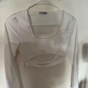 Shiny white long sleeve crop top
